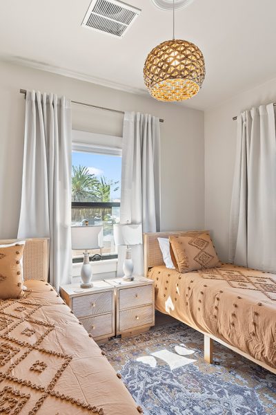 after-bedroom2