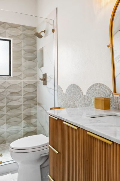 after-hall-bath