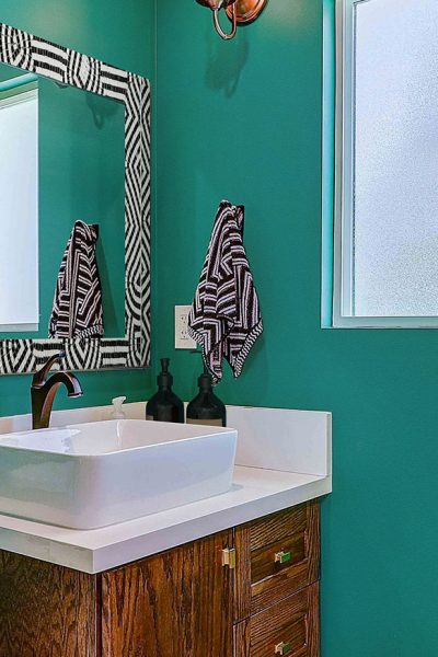 hall-bath